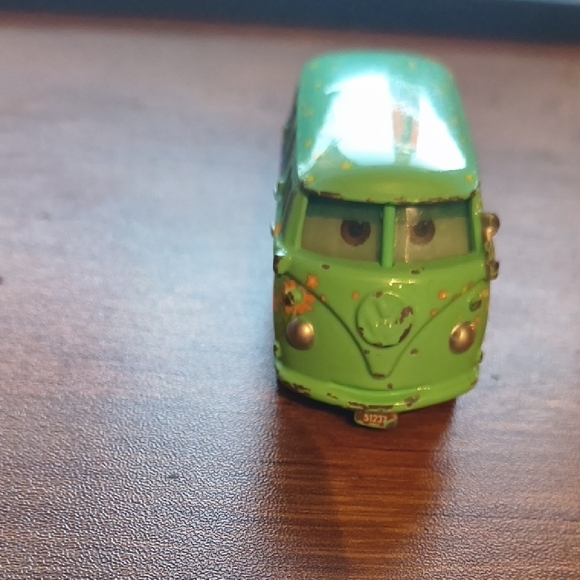 Disney Pixar Cars - Lenticular Series Filmore
Die-Cast Metal Toy Car - Picture 3 of 10